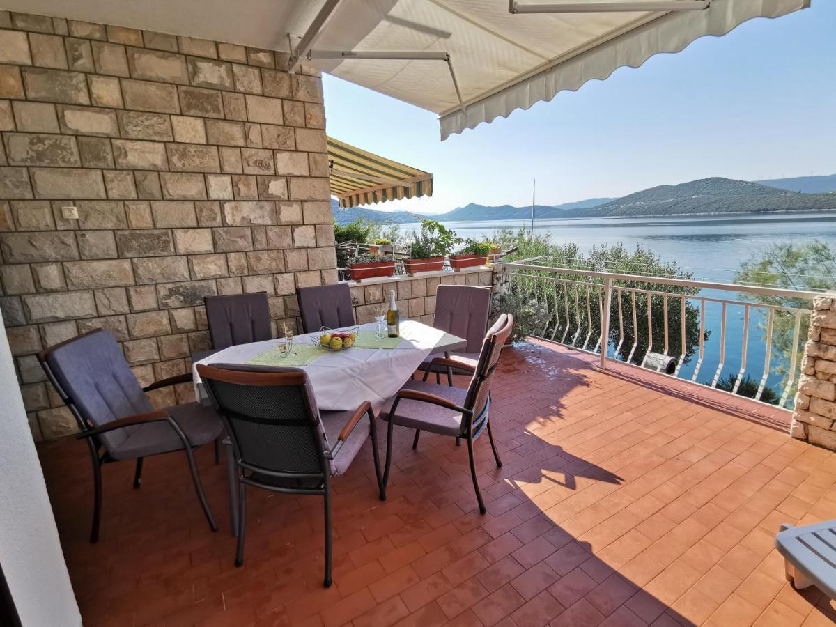Apartments Ljiljana 克勒克 外观 照片
