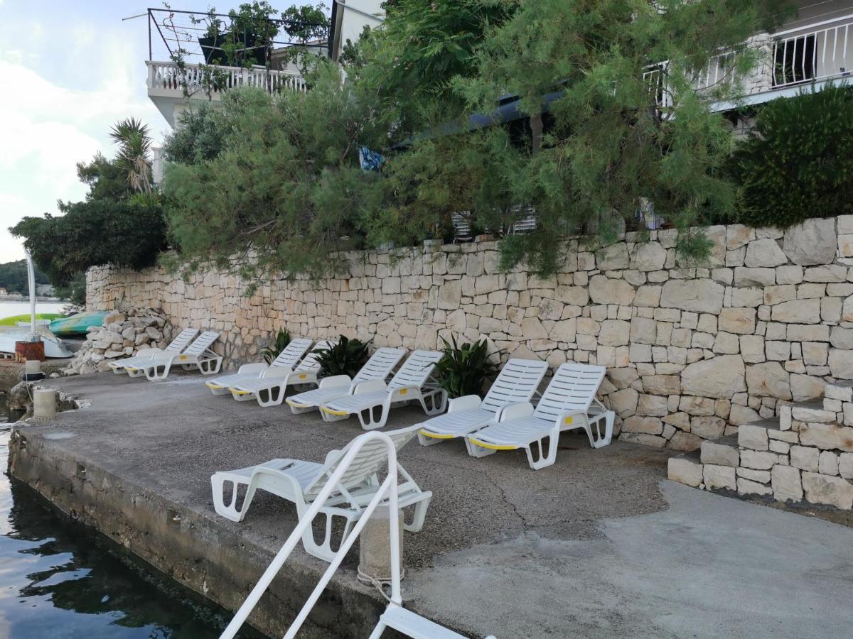Apartments Ljiljana 克勒克 外观 照片