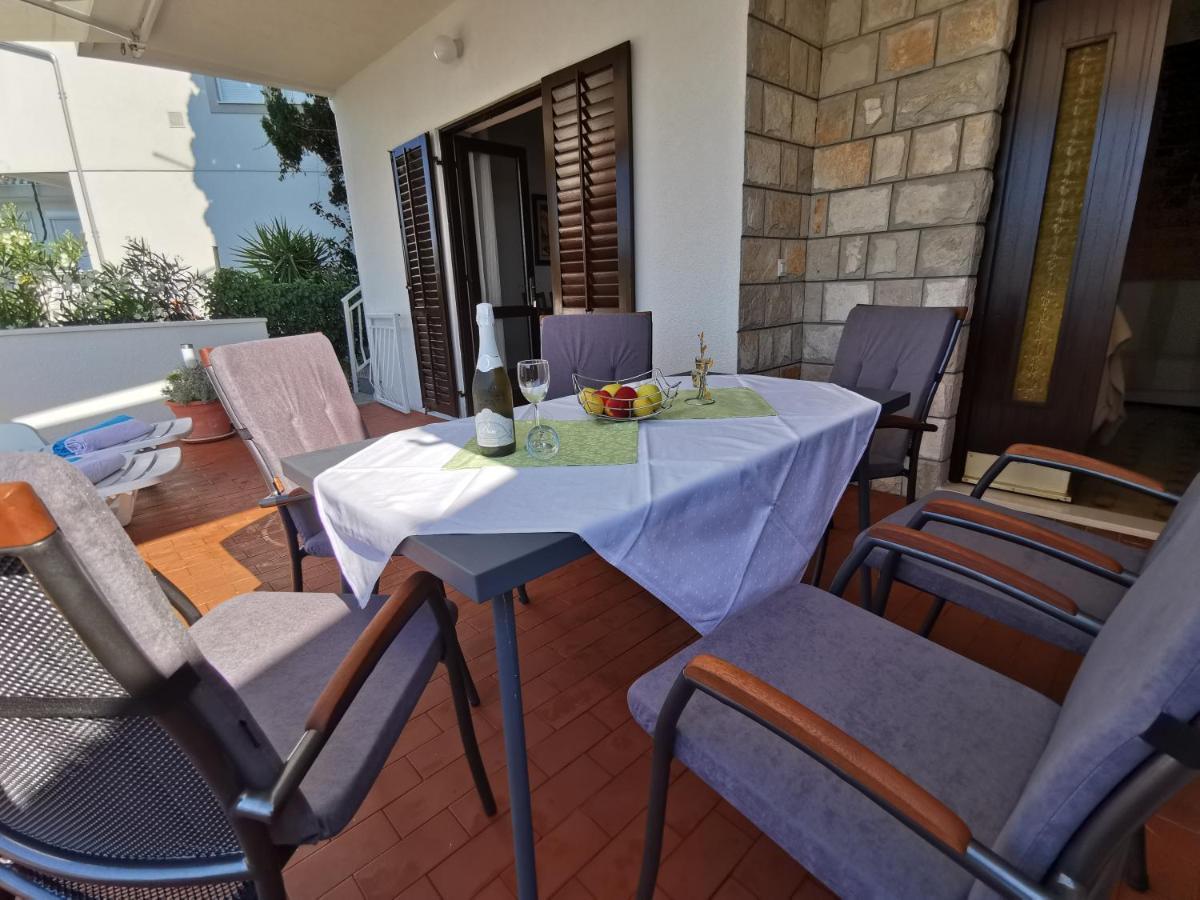 Apartments Ljiljana 克勒克 外观 照片