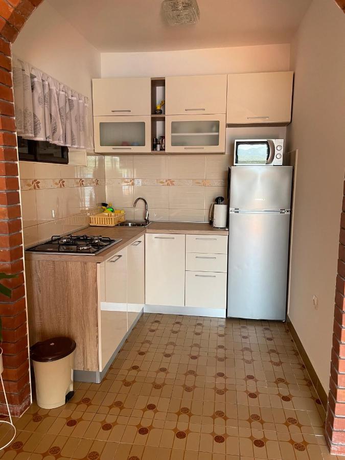 Apartments Ljiljana 克勒克 外观 照片