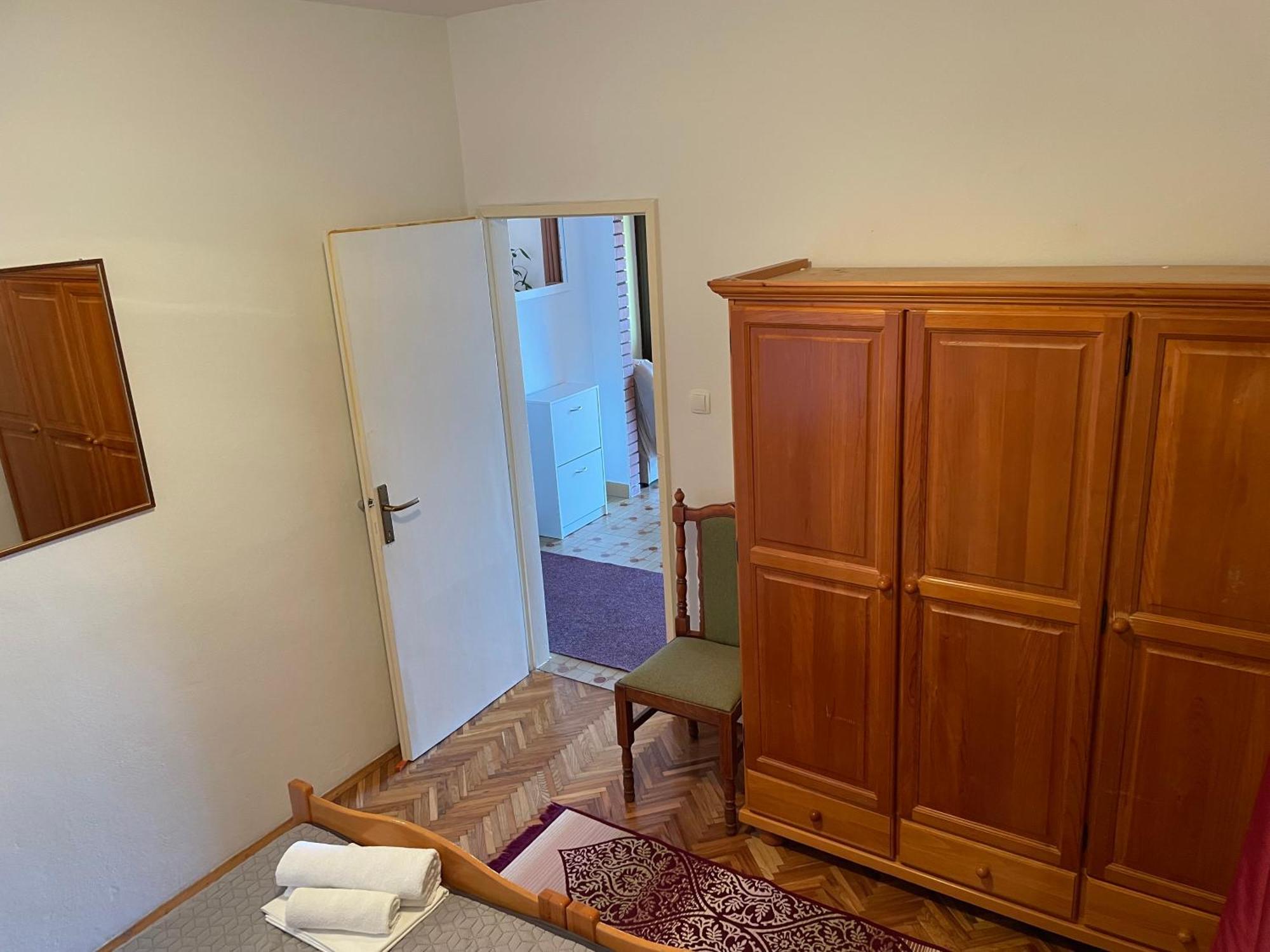 Apartments Ljiljana 克勒克 外观 照片